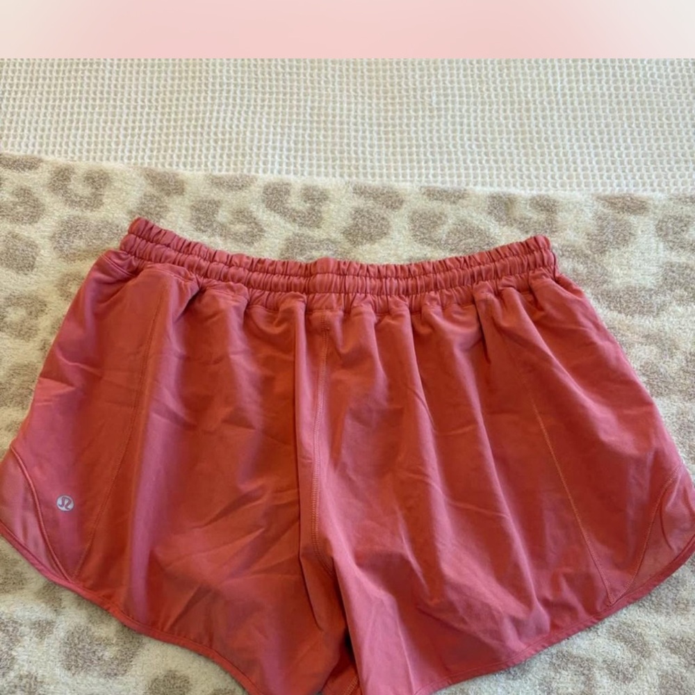 lululemon athletica size 12 shorts